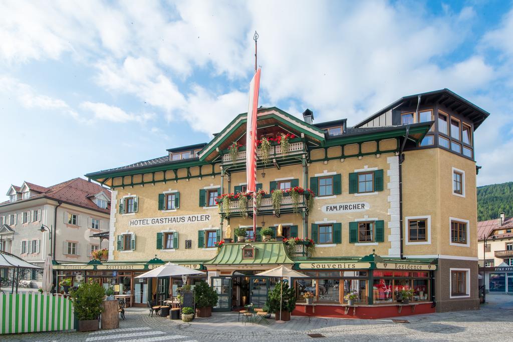 Adler Suite&Stube Niederdorf Exteriör bild