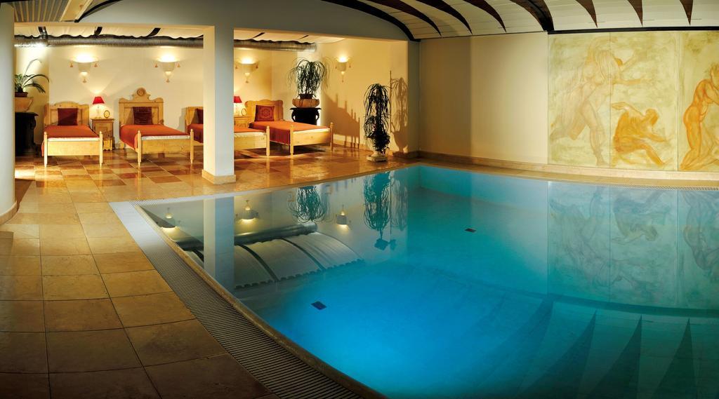 Adler Suite&Stube Niederdorf Exteriör bild